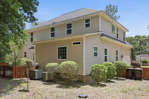 Exterior - 585 Burning Tree Rd #10, Pinehurst, NC 28374 photo 6 of 10