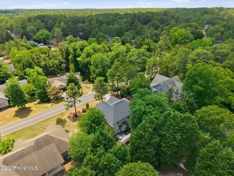 View/Area - 585 Burning Tree Rd #10, Pinehurst, NC 28374 photo 4 of 7