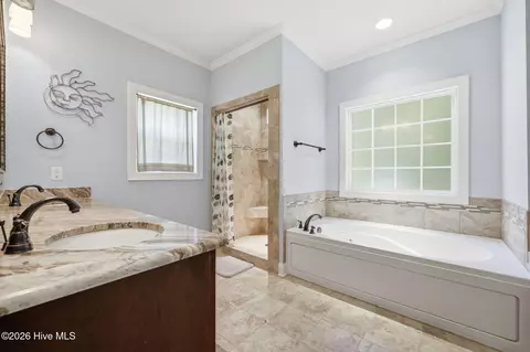 Bath - 585 Burning Tree Rd #10, Pinehurst, NC 28374 photo 6 of 6