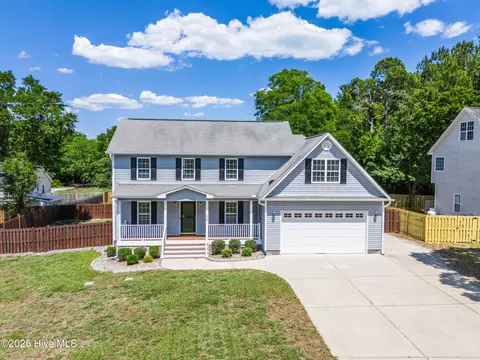 219 Everett Dr, Sneads Ferry, NC 28460