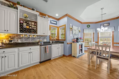 Kitchen - 75 Seaview Ct, Bath, NC 27808 photo 2 of 3