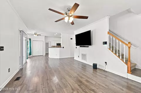 Living - 209 Middle Ridge Dr, Hubert, NC 28539 photo 1 of 3