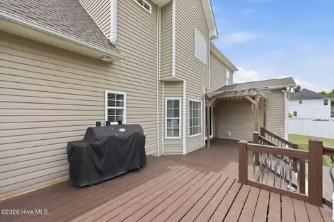 Exterior - 209 Middle Ridge Dr, Hubert, NC 28539 photo 15 of 18