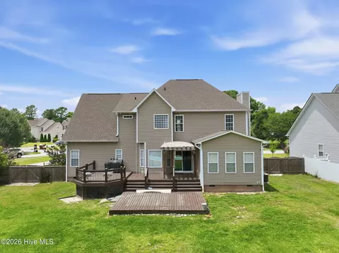 Exterior - 209 Middle Ridge Dr, Hubert, NC 28539 photo 10 of 18