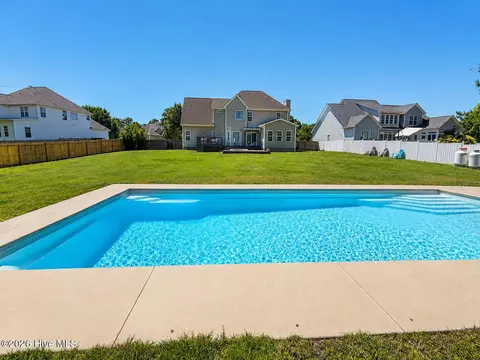Exterior - 209 Middle Ridge Dr, Hubert, NC 28539 photo 7 of 7