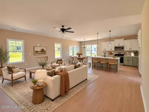 3760 Chatsworth Dr, La Grange, NC 28551