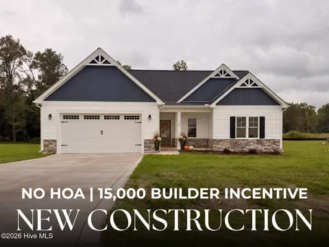 3760 Chatsworth Dr, La Grange, NC 28551