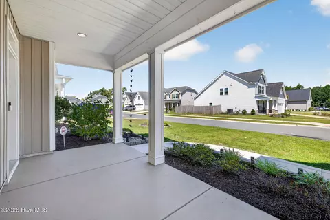 Exterior - 52 Violetear Rdg, Hampstead, NC 28443 photo 3 of 10