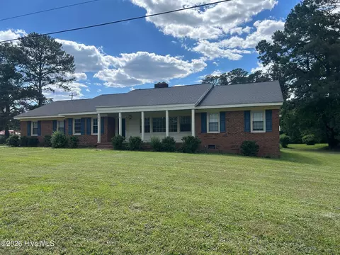 307 N Railroad St, Macclesfield, NC 27852