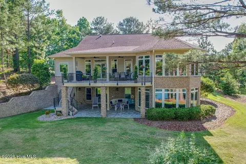 210 Beths Pt, West End, NC 27376