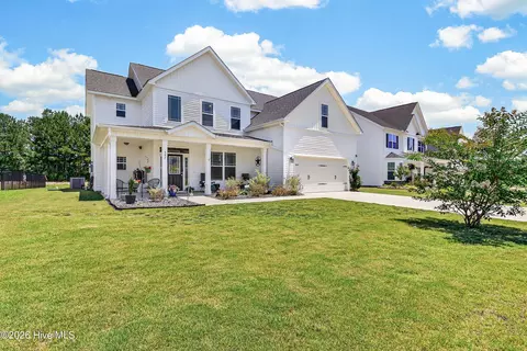 337 SW Plantation Dr, Maple Hill, NC 28454