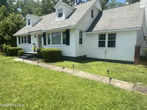 131 Bosco Ct, Jacksonville, NC 28540