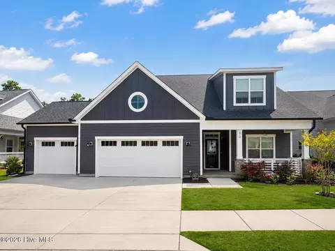 50 Coburn Ct, Hampstead, NC 28443