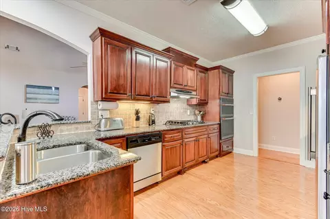 Kitchen - 2020 Highgrass Ct, Evans, GA 30809 photo 3 of 7