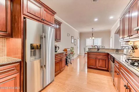 Kitchen - 2020 Highgrass Ct, Evans, GA 30809 photo 7 of 7