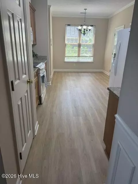 Entry Way - 636 Surrey Ln, Martinez, GA 30907 photo 2 of 2