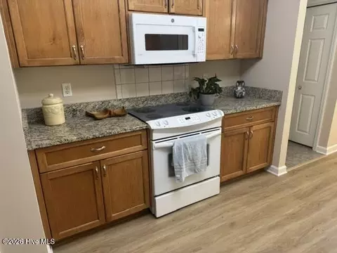 Kitchen - 636 Surrey Ln, Martinez, GA 30907 photo 3 of 3
