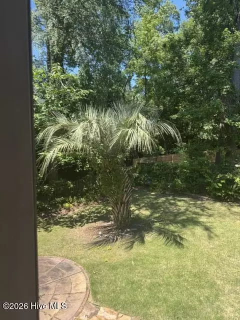 Exterior - 636 Surrey Ln, Martinez, GA 30907 photo 3 of 7
