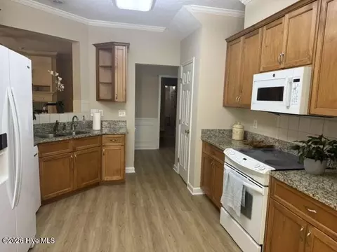 Kitchen - 636 Surrey Ln, Martinez, GA 30907 photo 1 of 3