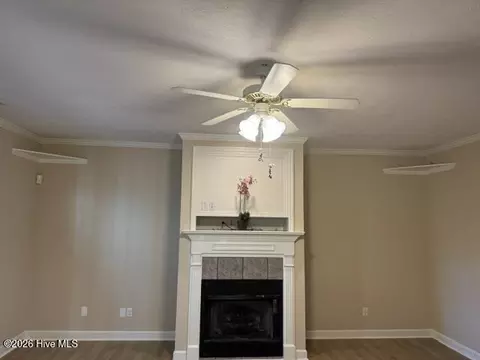 Living - 636 Surrey Ln, Martinez, GA 30907 photo 2 of 2