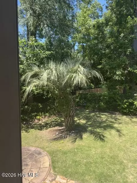 Exterior - 636 Surrey Ln, Martinez, GA 30907 photo 5 of 7
