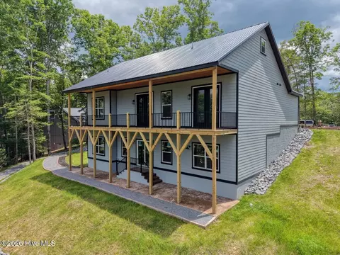 Exterior - 116 Short Oak Run, Murphy, NC 28906 photo 2 of 24