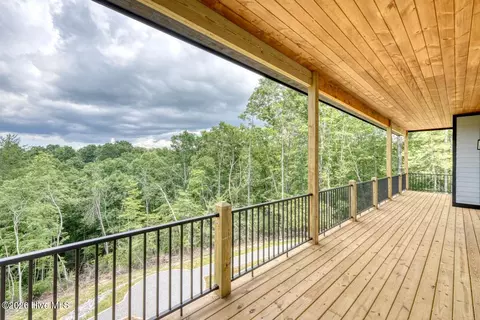 Exterior - 116 Short Oak Run, Murphy, NC 28906 photo 7 of 24