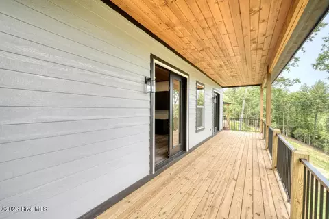 Exterior - 116 Short Oak Run, Murphy, NC 28906 photo 9 of 24