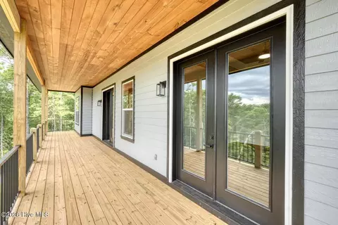 Exterior - 116 Short Oak Run, Murphy, NC 28906 photo 8 of 24