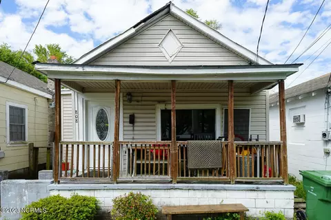 808 S 9th St, Wilmington, NC 28401