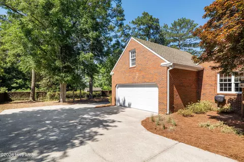 Exterior - 3002 Cedar Hill Ln, Augusta, GA 30909 photo 7 of 25