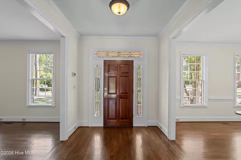 Entry Way - 3002 Cedar Hill Ln, Augusta, GA 30909 photo 2 of 5