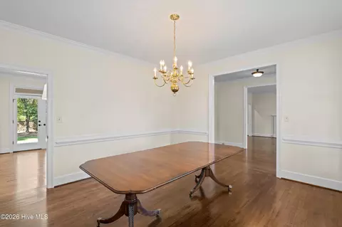 Dining - 3002 Cedar Hill Ln, Augusta, GA 30909 photo 3 of 4
