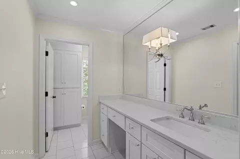 Bath - 3002 Cedar Hill Ln, Augusta, GA 30909 photo 5 of 8