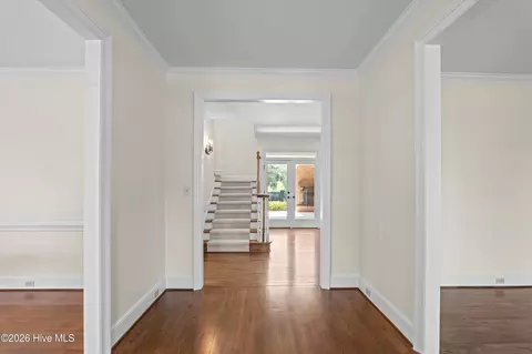 Entry Way - 3002 Cedar Hill Ln, Augusta, GA 30909 photo 3 of 5