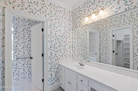 Bath - 3002 Cedar Hill Ln, Augusta, GA 30909 photo 2 of 8