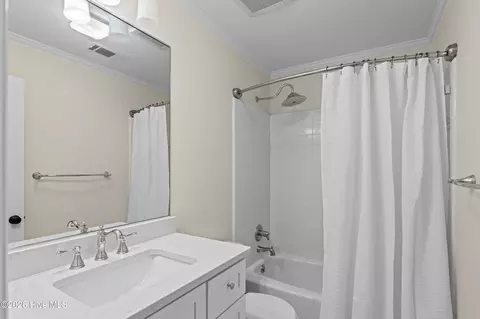 Bath - 3002 Cedar Hill Ln, Augusta, GA 30909 photo 8 of 8