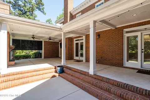 Exterior - 3002 Cedar Hill Ln, Augusta, GA 30909 photo 9 of 25