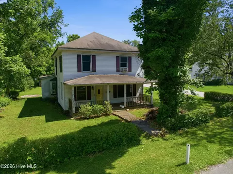 Exterior - 992 Valley River Ave, Murphy, NC 28906 photo 1 of 2