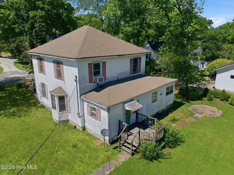 992 Valley River Ave, Murphy, NC 28906