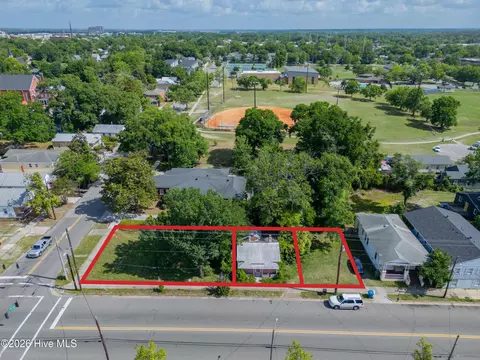 805 Castle St, Wilmington, NC 28401