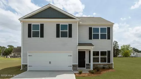 111 Claude St, La Grange, NC 28551