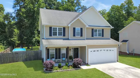 317 Exmoor Dr, Jacksonville, NC 28540