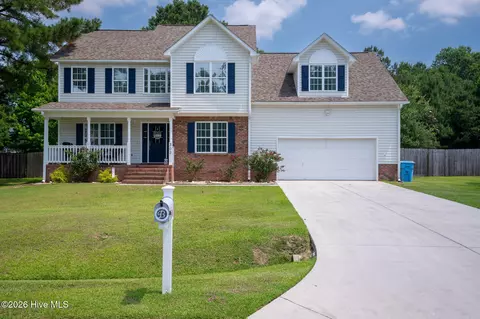 303 E Regent Ct, Jacksonville, NC 28546