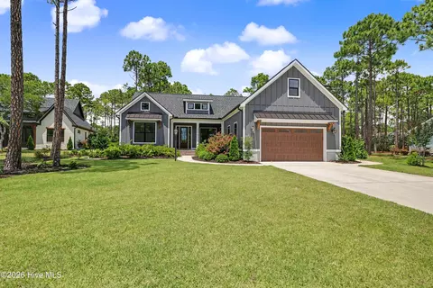 3570 White Spruce Gln, Southport, NC 28461