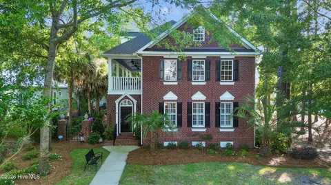9153 E Bramshill Rd SW, Calabash, NC 28467