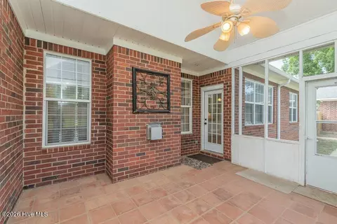 Exterior - 824 Windmill Xing, Evans, GA 30809 photo 5 of 10