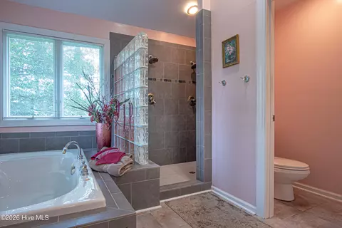 Bath - 155 Brookhaven Rd, Pinehurst, NC 28374 photo 2 of 3