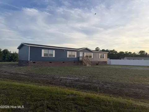 1278 Bailey Ridge Ln, Williamston, NC 27892
