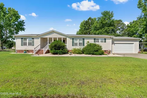 1100 Waterview Ln SW, Calabash, NC 28467